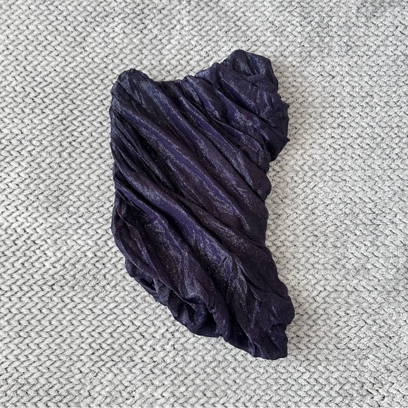 Shimmery strapless asymmetrical drape style bustier top - Picture 2 of 8